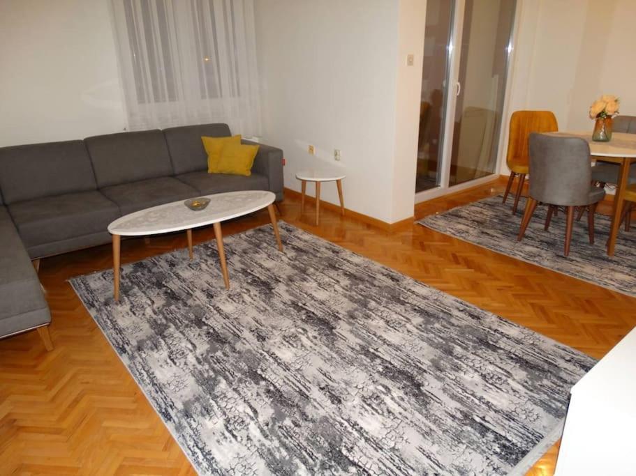Miro'S Place Skopje Extérieur photo